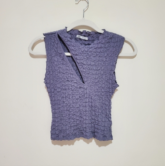 ZARA TEXTURED CUT-OUT TOP SIZE S - Picture 8 of 13